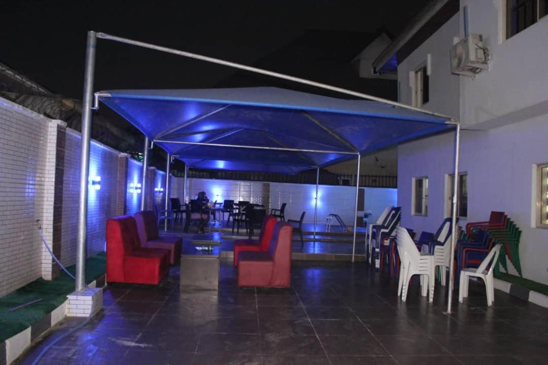 White Gold Hotel Икеджа Екстериор снимка